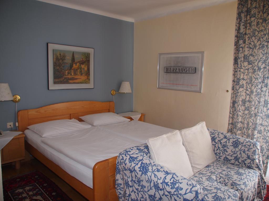 Gasthof Gerlinde Gibiser Hotell Heiligenkreuz im Lafnitztal Rum bild
